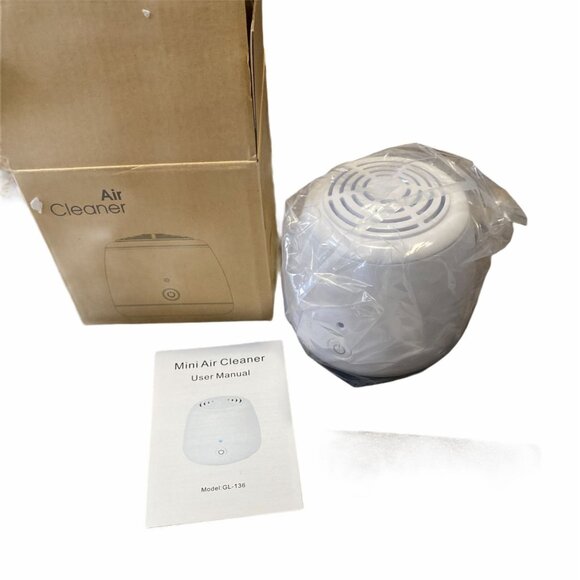 Rechargeable Mini Air Purifier White Compact Design USB Charging Port - Picture 2 of 6